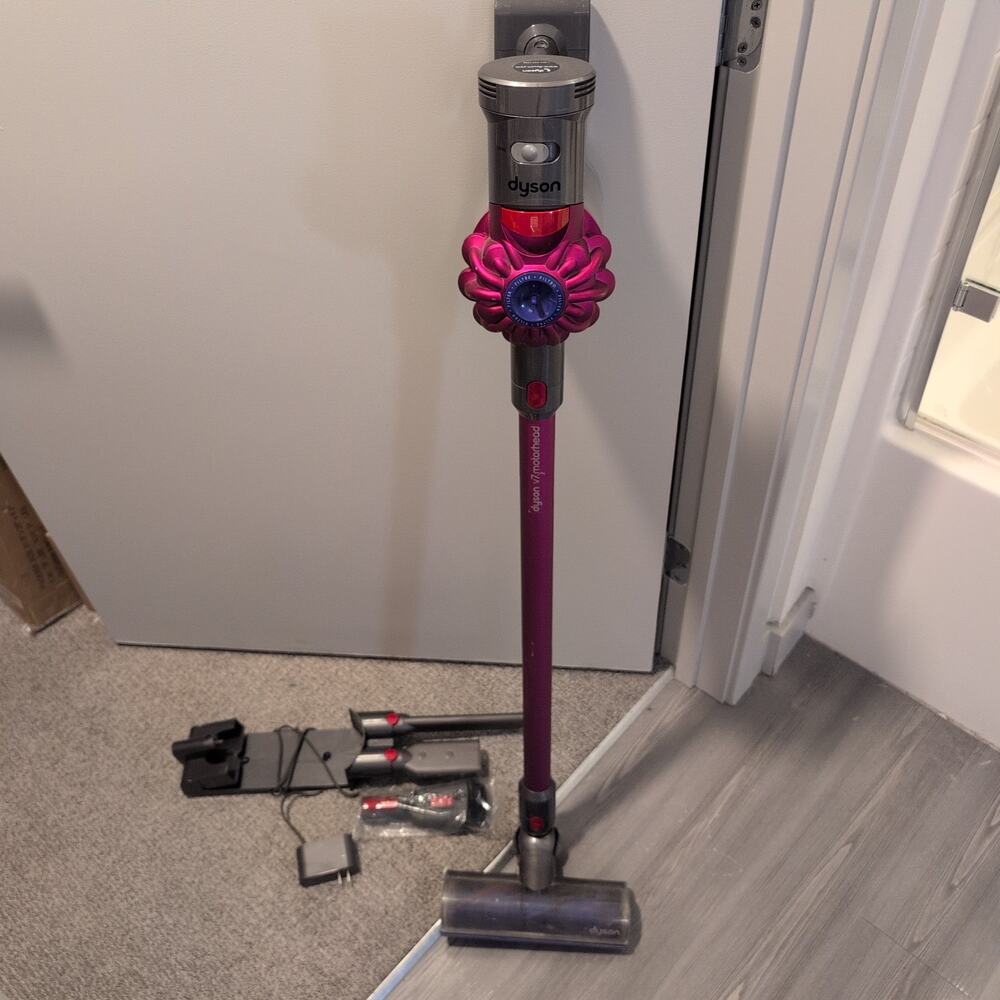 Dyson V7 Motorhead Cordless Stick Vacuum Fuchsia w/ Wall Dock Charger and Tools